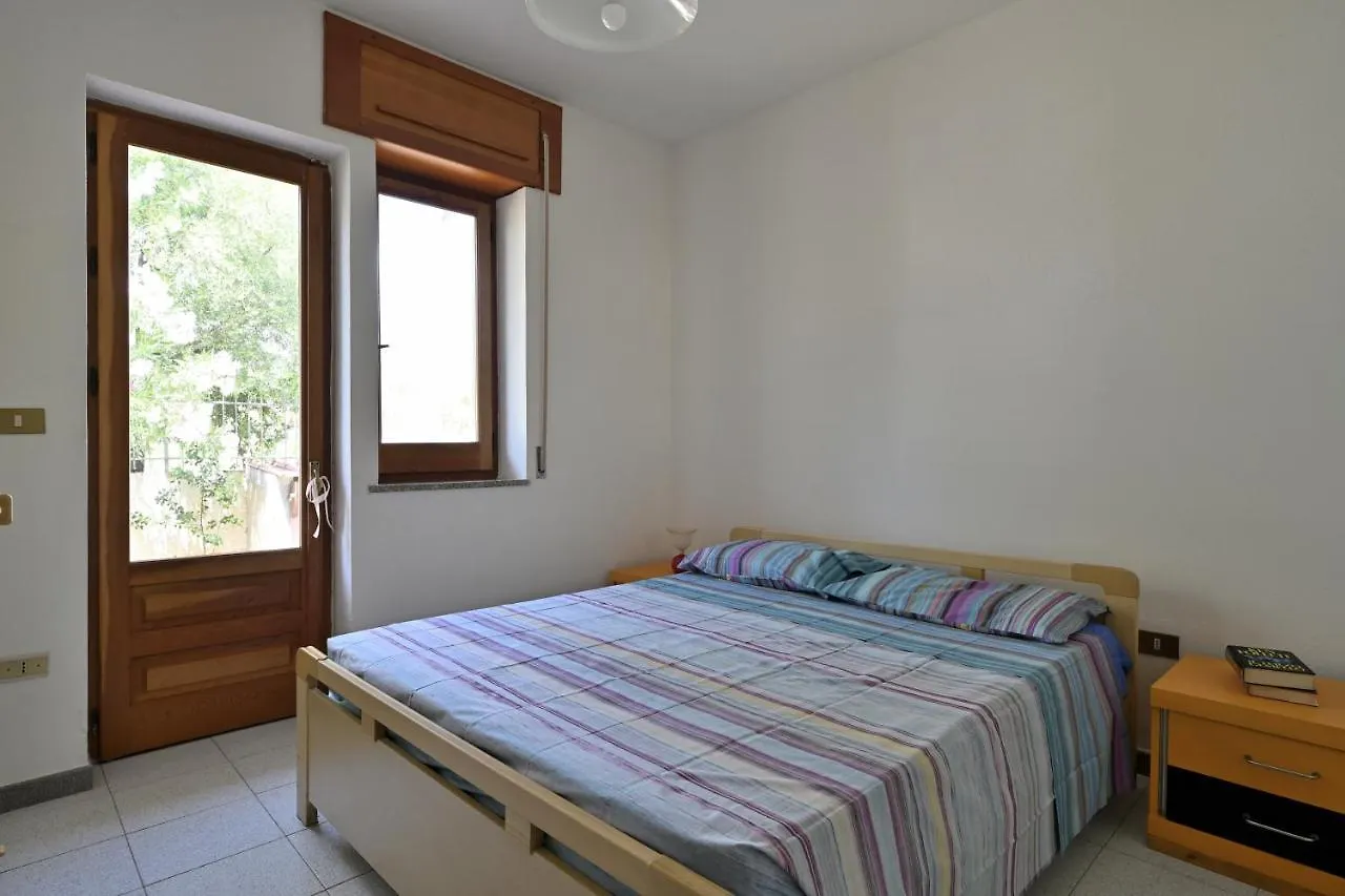Stazzu Di Mezzu Holiday Home San Teodoro  0*, San Teodoro (Sardinia) Italien